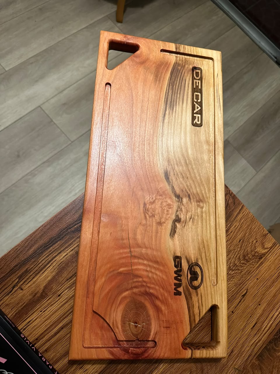 Tablas de Madera Nativa Personalizadas – Regalo Corporativo para Empresas y Automotoras